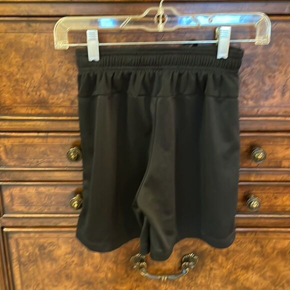 Nike black dri fit kids shorts - Picture 6 of 7